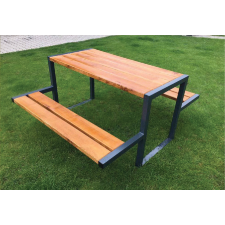 set DEŇ 1 - stôl s dvoma lavicami