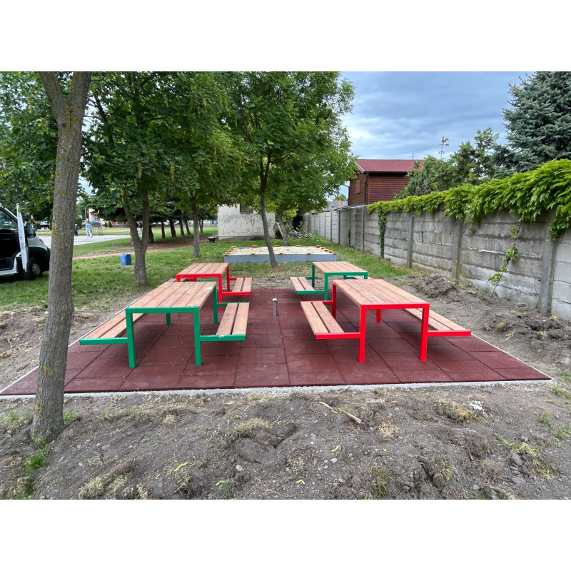 set DEN 1 - stůl se dvěma lavicemi