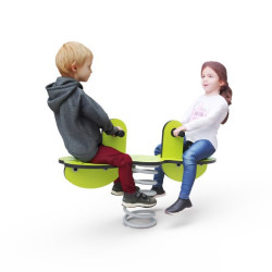 Pružinová houpačka dvojlístek