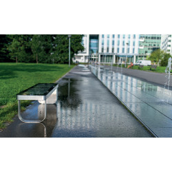 Smart City Technic – solární lavička s nabíjením
