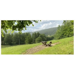 Betonová lavice Blansko s opěradlem 200 cm - imitace dřeva