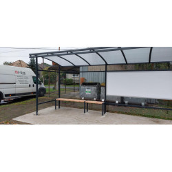 zastávkový prístrešok Kubko