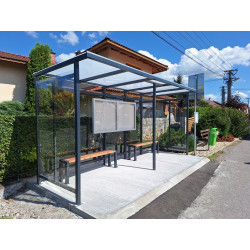 zastávkový prístrešok Maťko