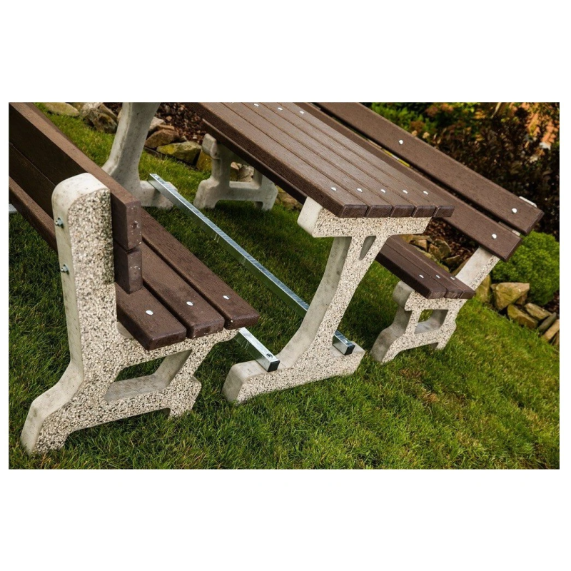 Betonové posezení Loučky