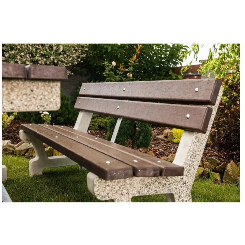 Betonové posezení Loučky