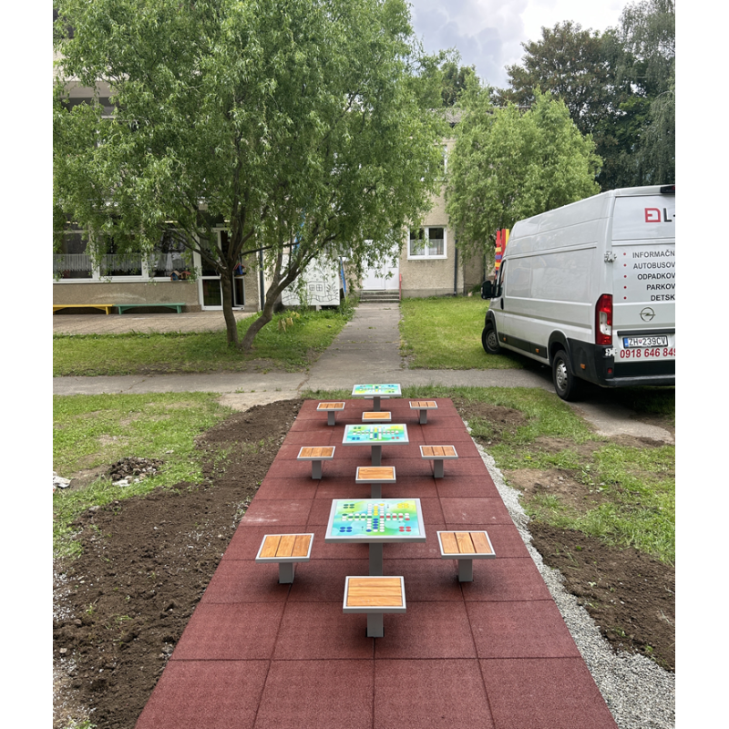 Verze konstrukce na jedné noze určená pro pevné zabetonování.